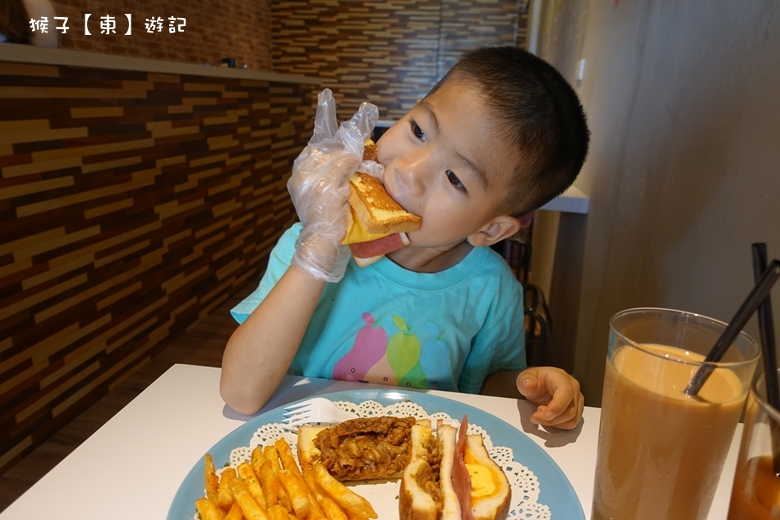 公園野餐,文修公園,港式凍檸茶,遛小孩,野餐,野餐食物