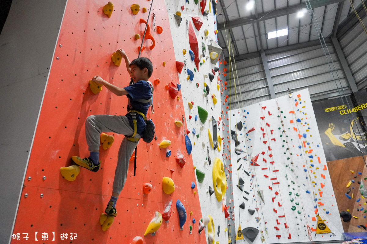 延伸閱讀：[台中] 全台最專業最大DaPRO室內攀岩場 專為兒童規畫的初階攀岩課程 學習平衡技巧 讓攀岩更輕鬆