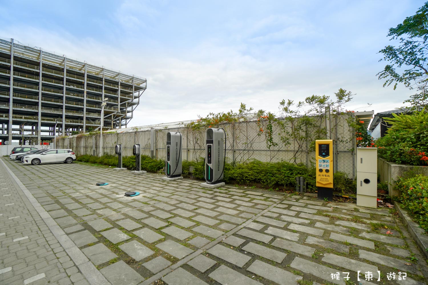 星巴克特色門市,汽車解任務,汽車解任務景點