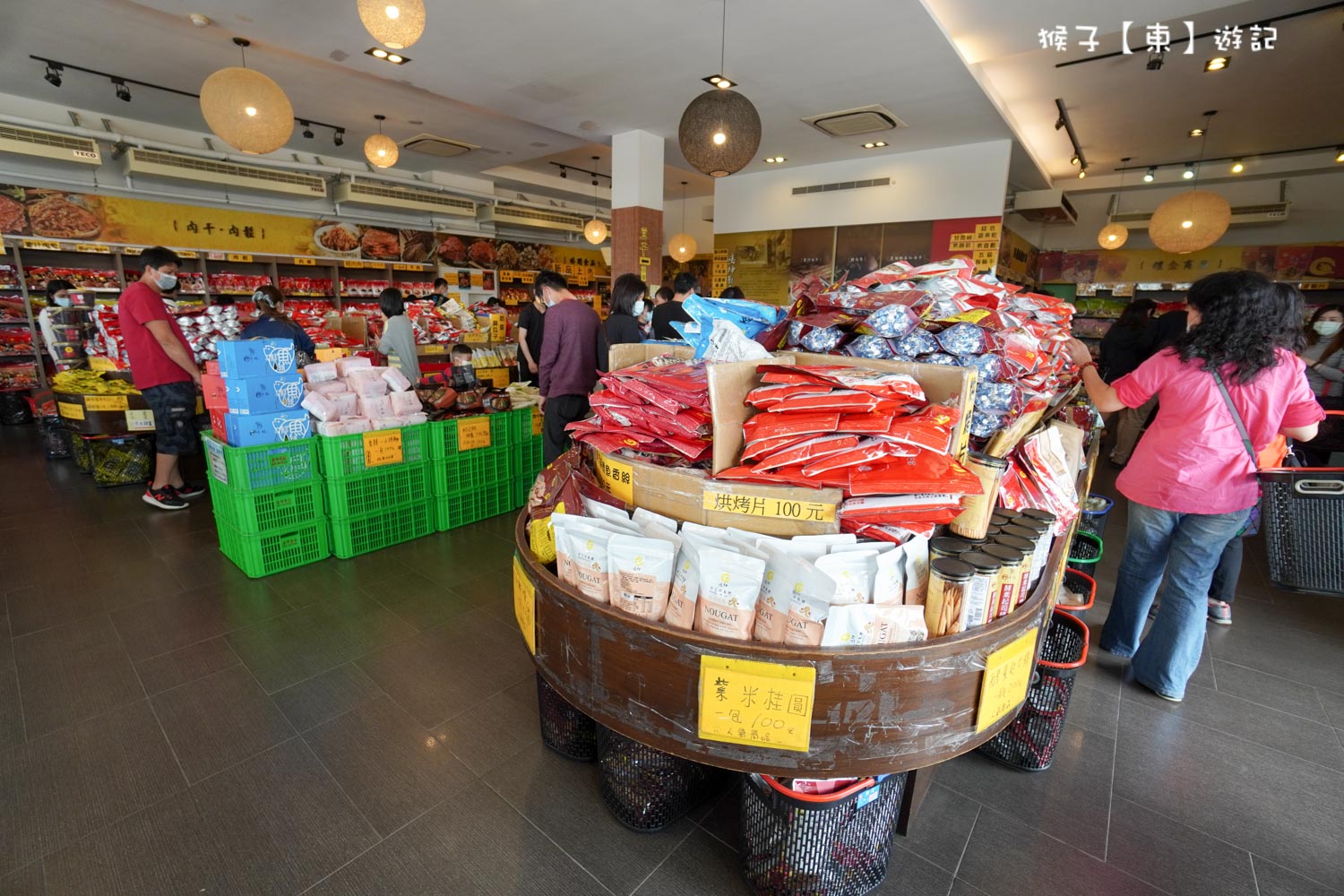 延伸閱讀：[苗栗] 垂坤旗艦店超熱門團購美食 各種台灣零食零嘴伴手禮超好買 也可線上訂購