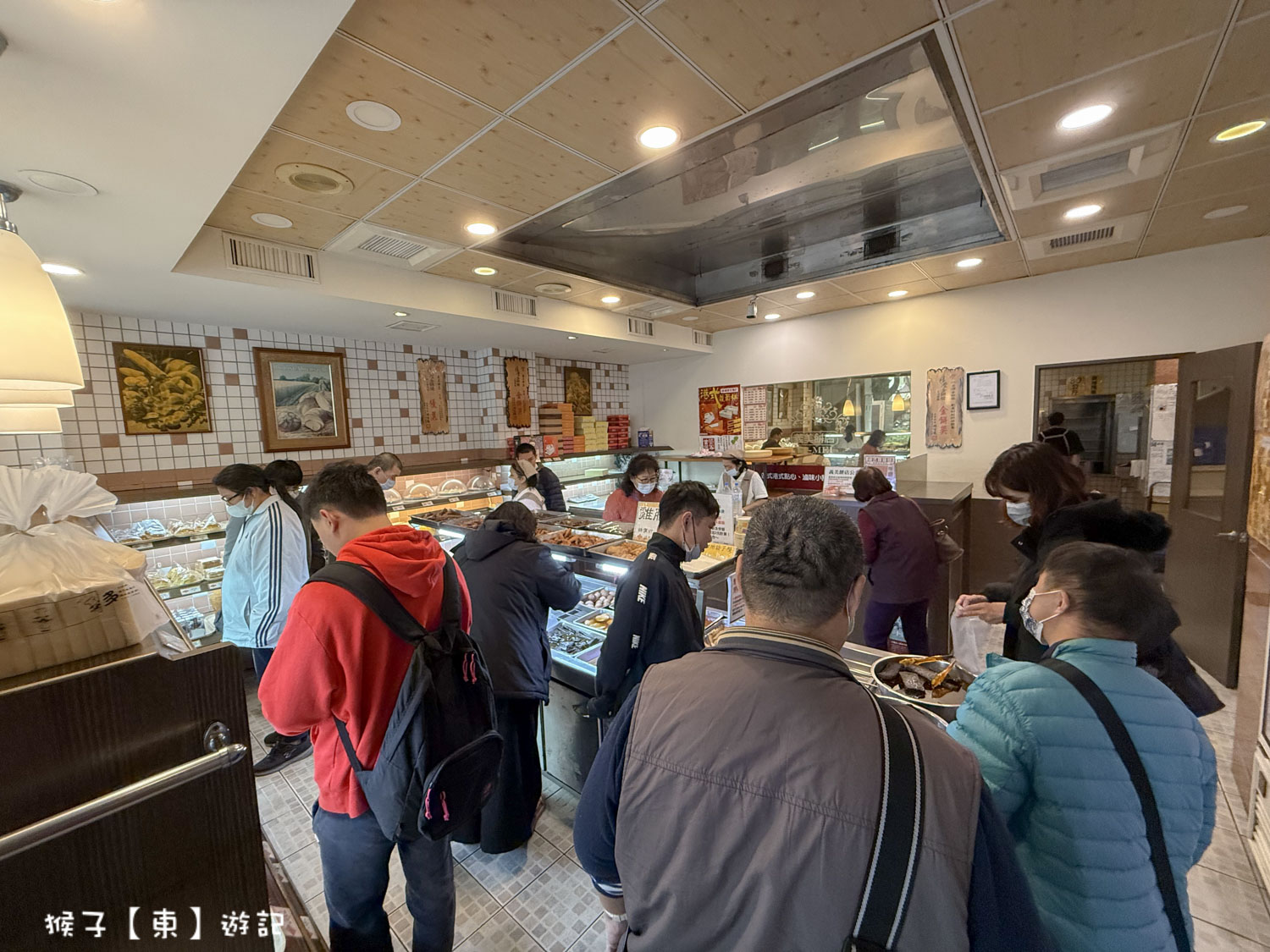 網站近期文章：[台中] 義美餅行 被麵包耽誤的古早滷味 60年老店 從小吃到大 滷味才是主體 火車站附近小吃