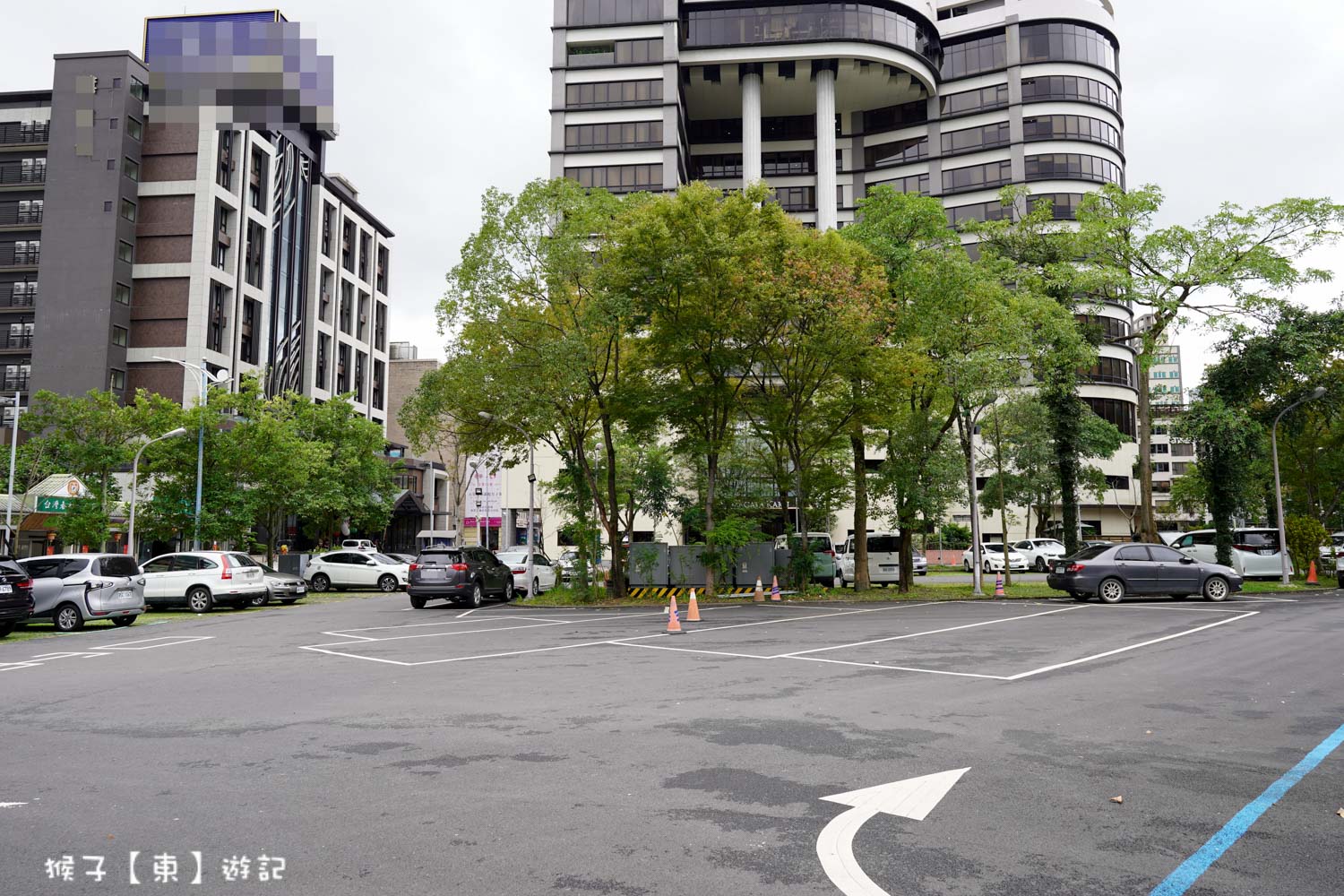 礁溪地景廣場停車場