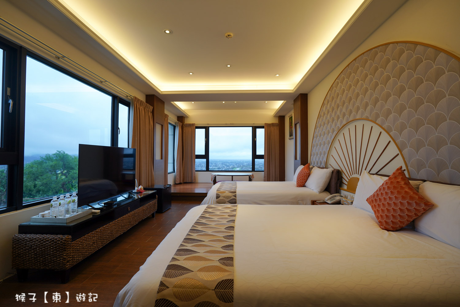 網站近期文章：[宜蘭] 270度百萬蘭陽夜景 月光石渡假民宿 無敵夜景超療癒 每間房都能看風景 有大浴缸可以泡澡