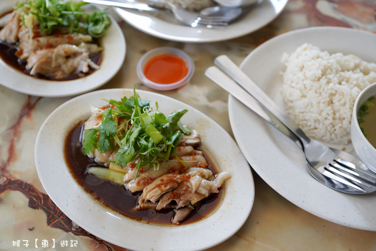 網站近期文章：[檳城] 群賓茶餐室 懷舊茶室喝咖啡 吃道地美食小吃 炒粿條 海南雞 滷麵 椰漿飯 雲吞麵 一站滿足