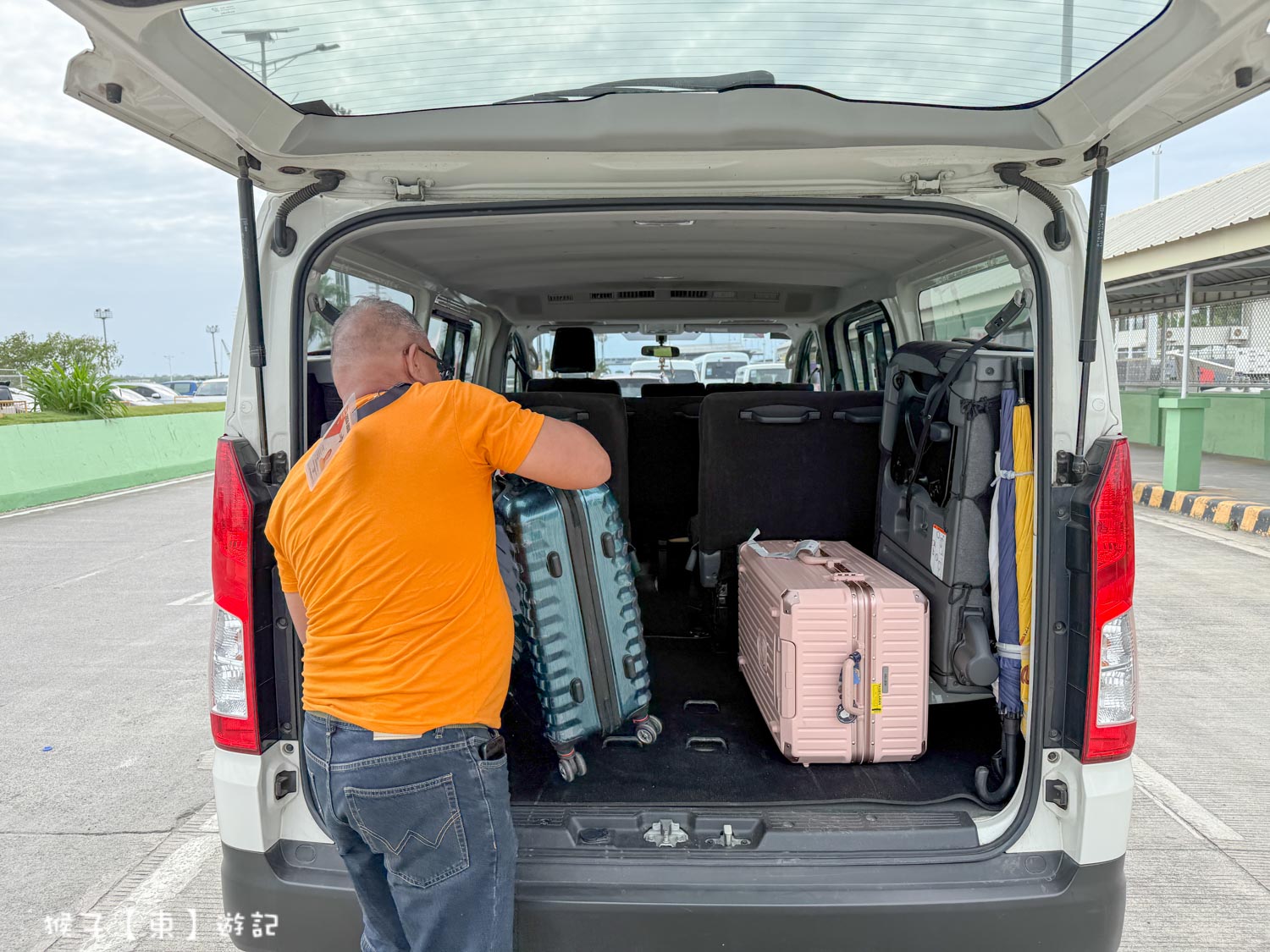 2026宿霧搭船到薄荷島交通方式 OceanJet 渡輪搭乘攻略 碼頭報到 行李托運 搭比拉蘭碼頭包車 @猴子【東】遊記 @猴子【東】遊記